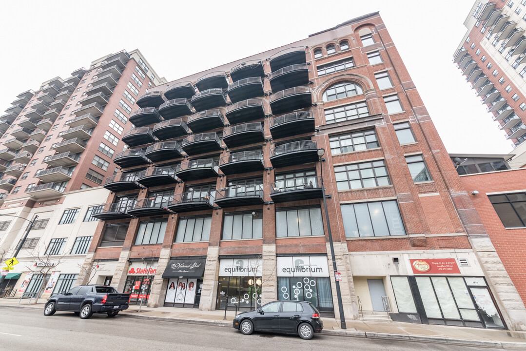 1503 S State St, Unit 306 in Chicago, IL - Building Photo