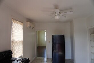 3031 Hamilton Ave, Unit 2W in Baltimore, MD - Building Photo - Building Photo