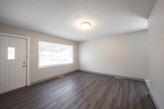 4840 Leone Dr in Lawrence, IN - Building Photo - Building Photo