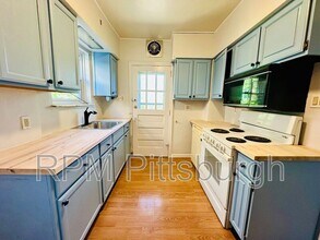 6517 Rosemoor St in Pittsburgh, PA - Building Photo - Building Photo