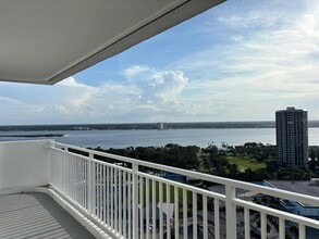 3047 S Atlantic Ave in Daytona Beach Shores, FL - Building Photo - Building Photo