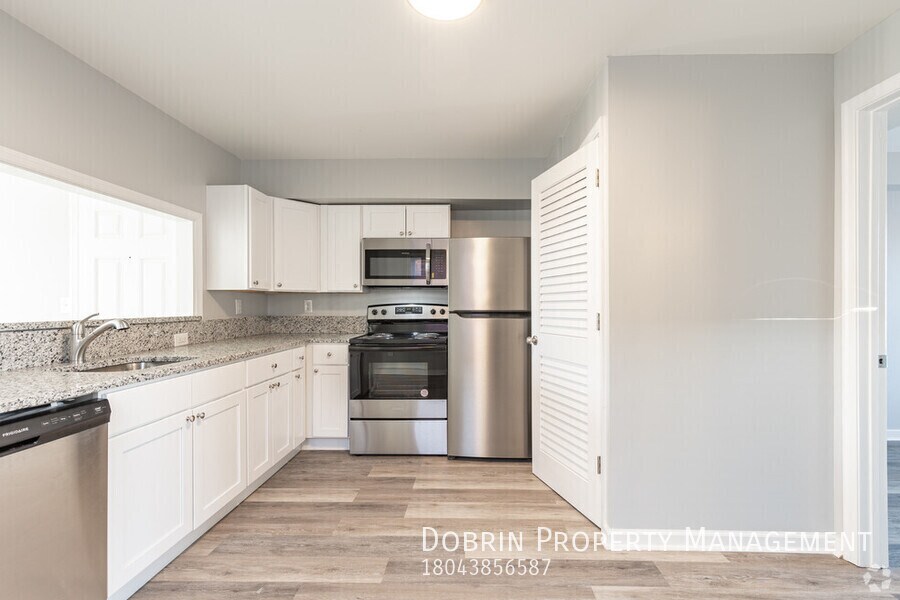 1703 Hickory St in Richmond, VA - Building Photo