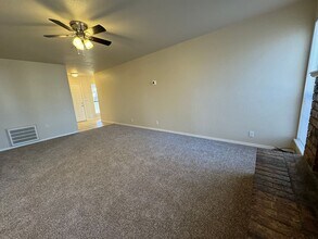 4901 S Hickory Ave in Broken Arrow, OK - Building Photo - Building Photo