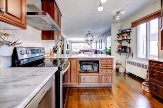 5713 Palmer Av in Cote-St-Luc, QC - Building Photo - Building Photo