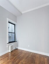 221 Mott St, Unit 17 in New York, NY - Building Photo - Building Photo