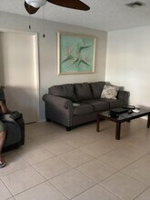 1225 S Lakes End Dr in Fort Pierce, FL - Building Photo - Building Photo
