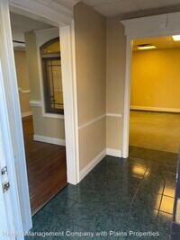410 Simmons St photo'