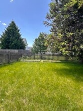 2305 Blanche Ln in Champaign, IL - Building Photo - Building Photo