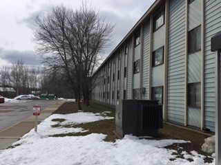 Meadowview in Hibbing, MN - Building Photo