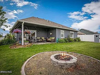 6154 W Majestic Ave in Rathdrum, ID - Foto de edificio - Building Photo