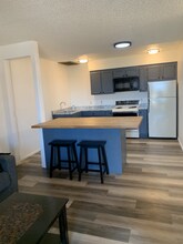 1001 Tower Butte Dr in Page, AZ - Foto de edificio - Building Photo