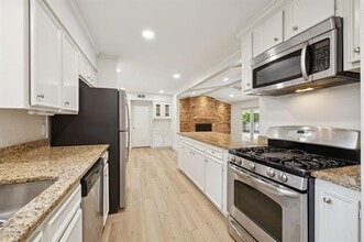 6348 Berwyn Ln in Dallas, TX - Building Photo - Building Photo