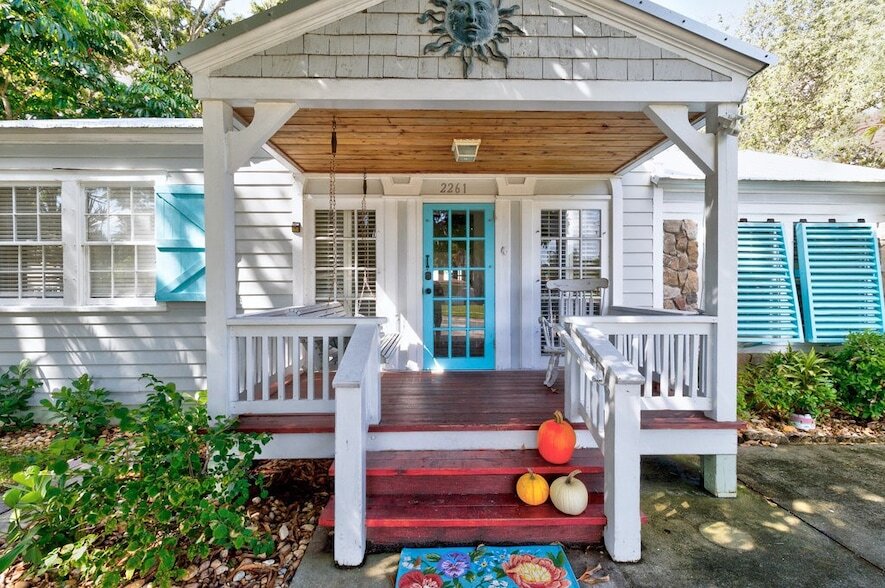 2261 17th Ave in Vero Beach, FL - Building Photo