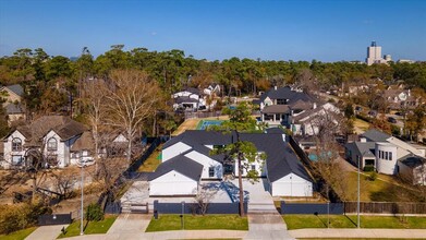 12564 Memorial Dr in Houston, TX - Building Photo - Building Photo