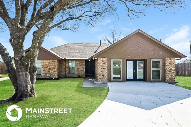 property at 524 E Lark Ct