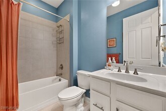 14616 Topsail Dr in Naples, FL - Building Photo - Building Photo