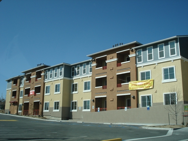 Aspen Terrace in Reno, NV - Building Photo