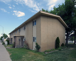 Towncrest Manor Apartments in Twin Falls, ID - Building Photo