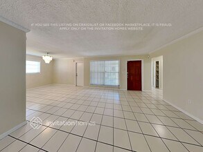 2006 N 47th Ave in Hollywood, FL - Building Photo - Building Photo