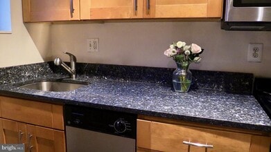 1900 S St NW in Washington, DC - Building Photo - Building Photo