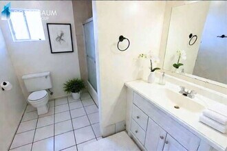 1326 N Miller Rd in Tempe, AZ - Building Photo - Building Photo