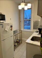 1673 Commonwealth Ave, Unit 11 in Boston, MA - Building Photo - Building Photo