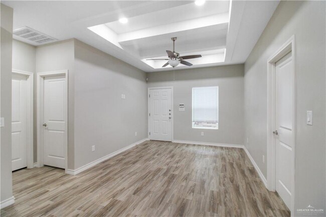 2813 E Israel Ave in Alton, TX - Building Photo - Building Photo