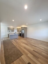 683 Bryden Ave in Centralia, WA - Building Photo - Building Photo