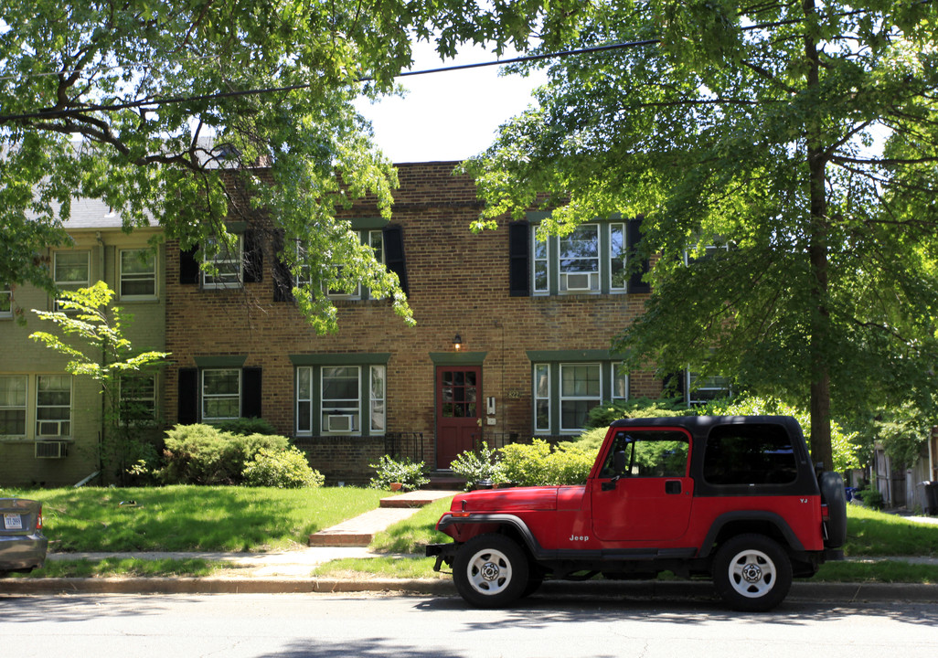 822 S Alfred St in Alexandria, VA - Building Photo