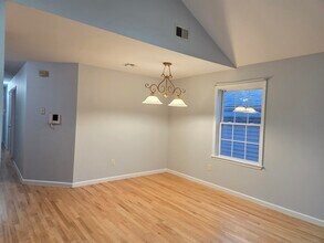 27 Jewett Ave in Jersey City, NJ - Building Photo - Building Photo