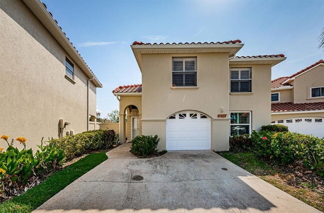 property at 6107 Mirada Cir