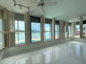 9200 W Bay Harbor Dr in Bay Harbor Islands, FL - Building Photo - Building Photo