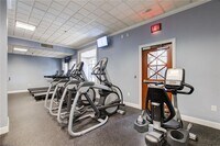 799 Hammond Dr photo'