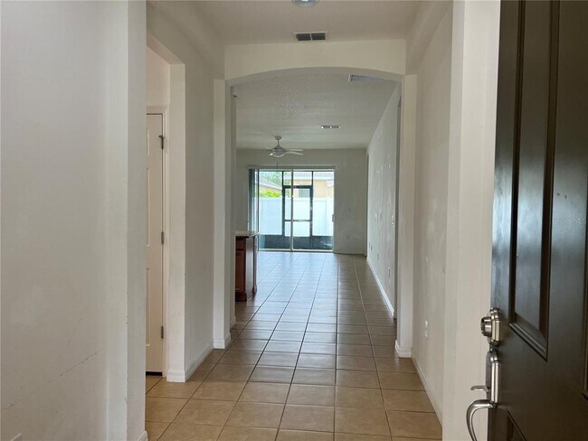 682 Star Magnolia Dr in Kissimmee, FL - Building Photo - Building Photo