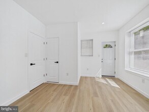 3205 Summer St in Philadelphia, PA - Building Photo - Building Photo
