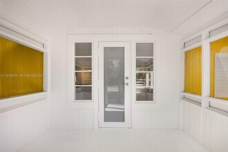 3041 Calusa St in Miami, FL - Building Photo - Building Photo