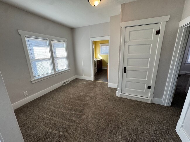 846 S 24th St in Fort Dodge, IA - Building Photo - Building Photo