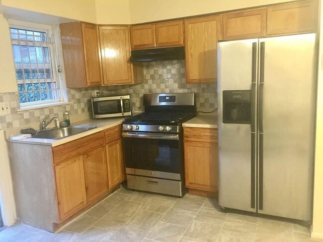 property at 524 N Natrona St