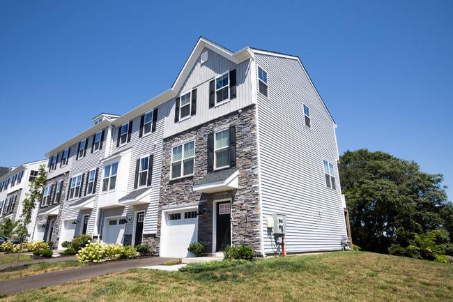 829 Pecan Rd in Spring City, PA - Building Photo - Building Photo