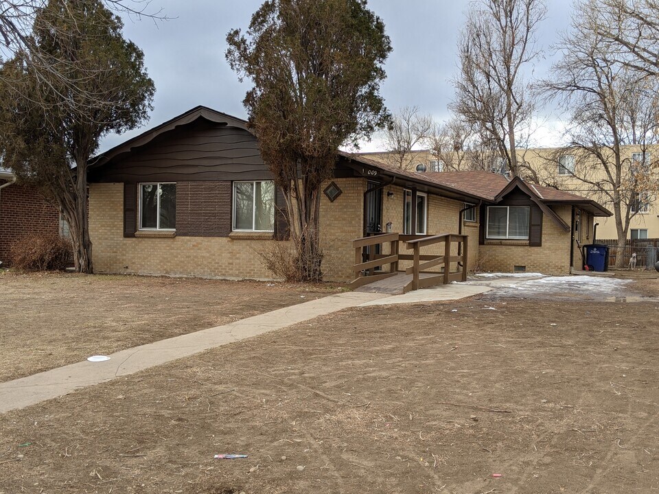 1009 Emporia St, Unit 1009 in Aurora, CO - Foto de edificio