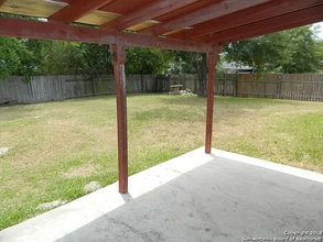 1078 Honey Tree St in San Antonio, TX - Building Photo - Building Photo