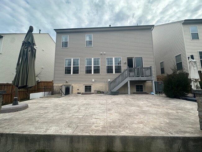 15880 Lee Carter Road in Gainesville, VA - Building Photo - Building Photo