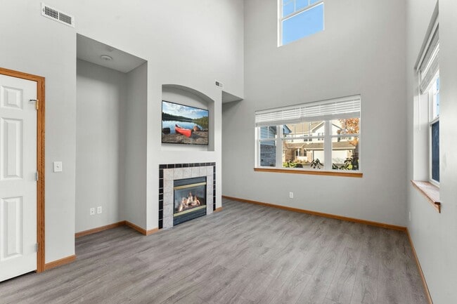 20435 Kensfield Trail in Lakeville, MN - Building Photo - Building Photo