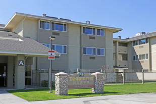 Yosemite Manor Apartments