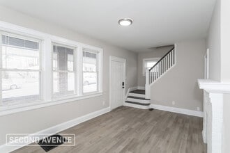 922 Wells St in Cincinnati, OH - Building Photo - Building Photo