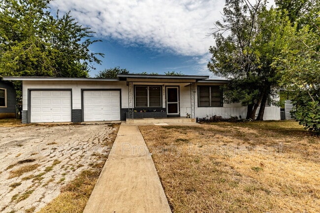 property at 832 W Merriweather St
