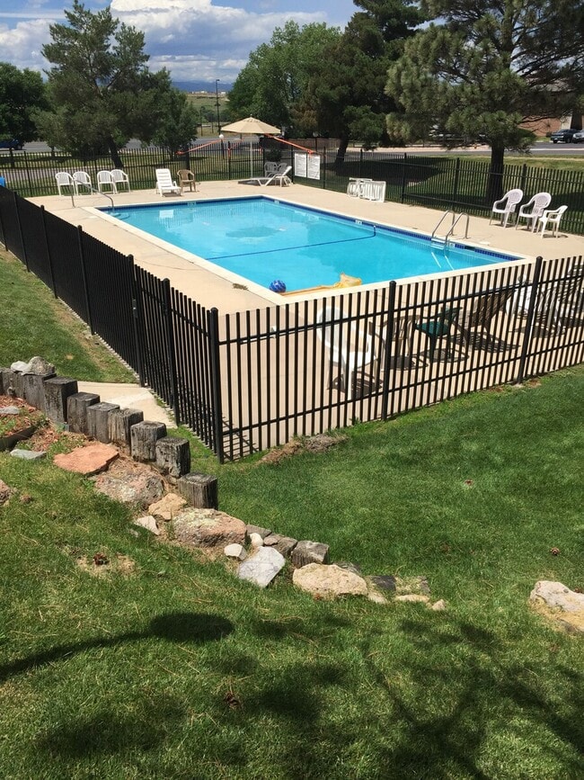 property at 532 Oakwood Dr