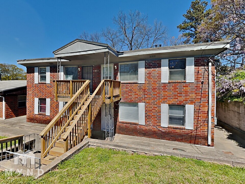730 Hill St in Forest Park, GA - Building Photo