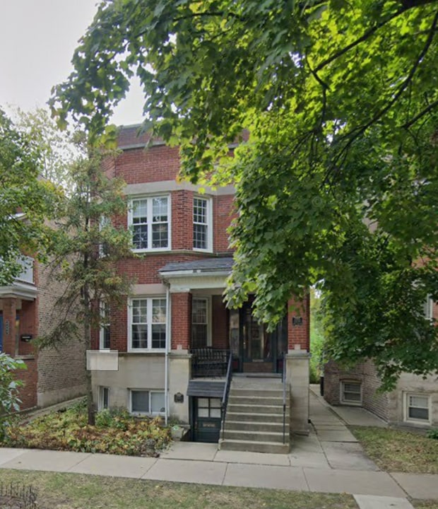 2255 W Leland Ave, Unit 2 in Chicago, IL - Foto de edificio