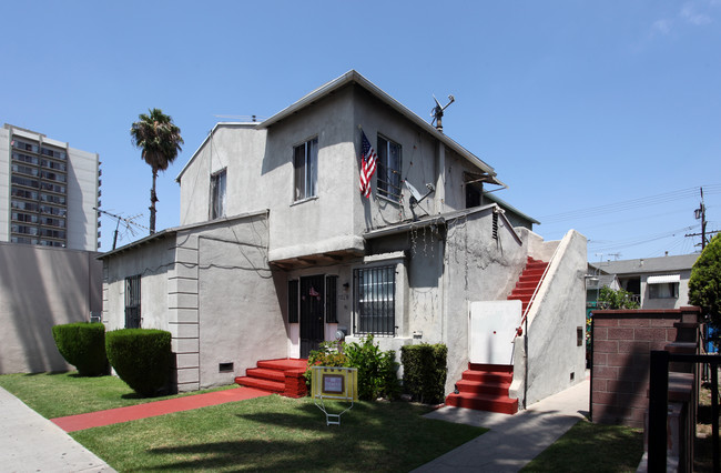 7028 Seville Ave in Huntington Park, CA - Building Photo - Building Photo